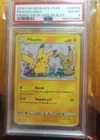 Pokémon TCG Pikachu SM162 SM Black Star Promo Holo 2019 Basic Stage PSA 8