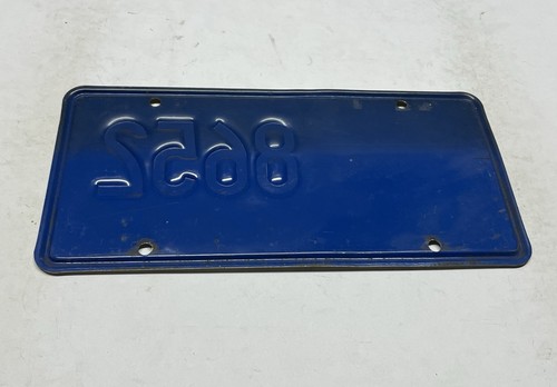 1990’s CONNECTICUT EARLY AMERICAN ANTIQUE LICENSE PLATE # 8652 ~ Nice Barn Find! - Picture 2 of 2
