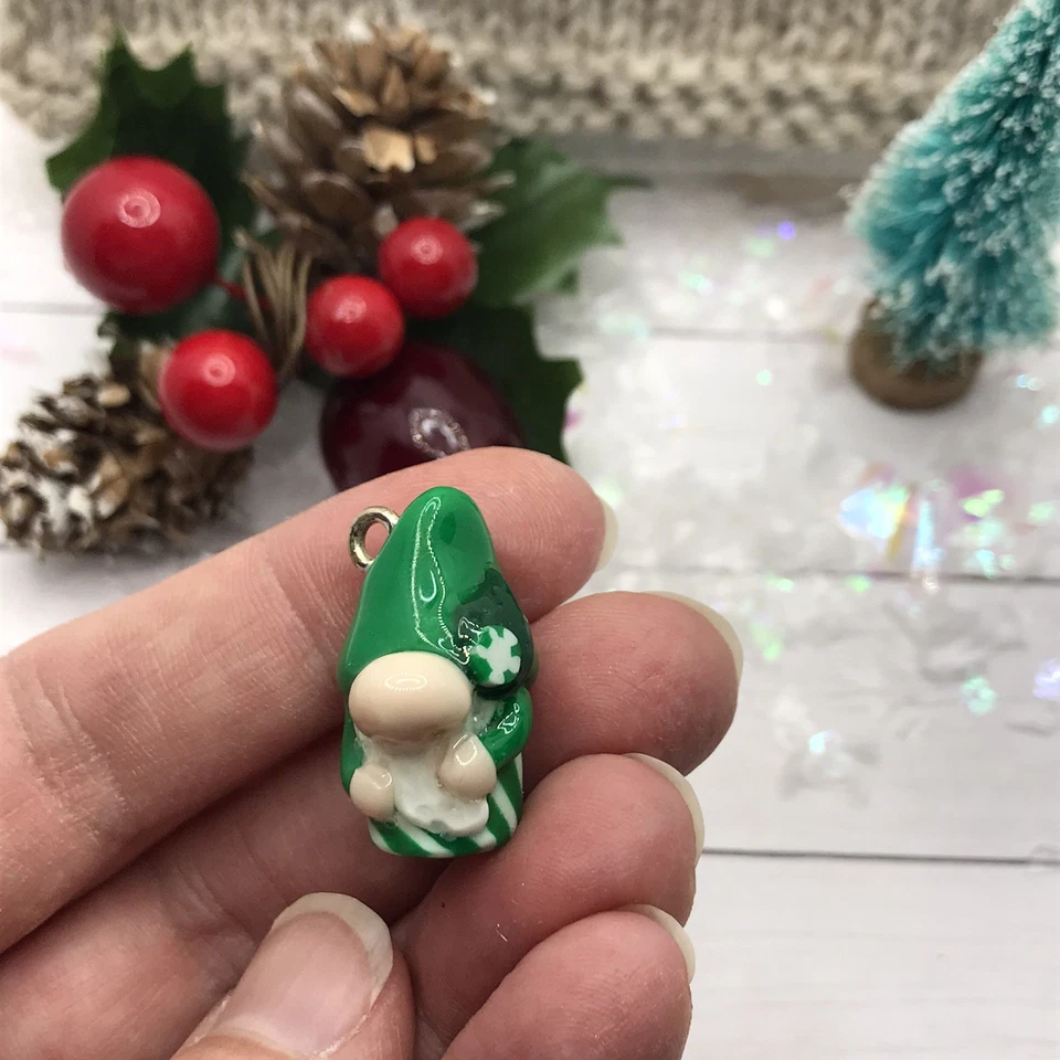 🍬Charme de argila polímero gnomos torção verde inverno, marcadores de ponto, tricô, crochê - Imagem 2 de 4