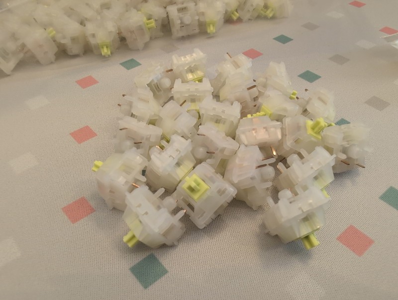 Tecsee Honeydew Mechanical keyboard Switches (90 Switches)