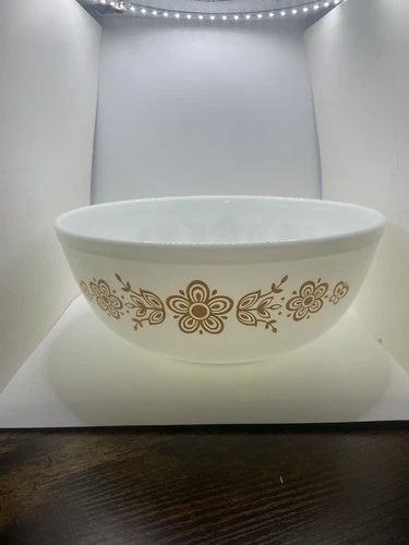 Vintage PYREX 404 White Butterfly Gold 4 Qt Mixing Bowl Glass USA Large 10.25”