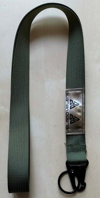 KORDEL Lanyard mit WIDERSTANDSFÄHIGEM KARABINER, Schlüsselanhänger, Schultergurt BADGE - Gift