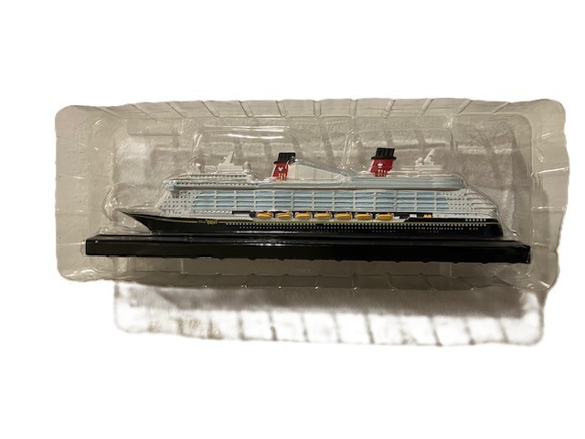 NWT New Disney Cruise Line DCL WISH 13 inch model ship 3D figurine
