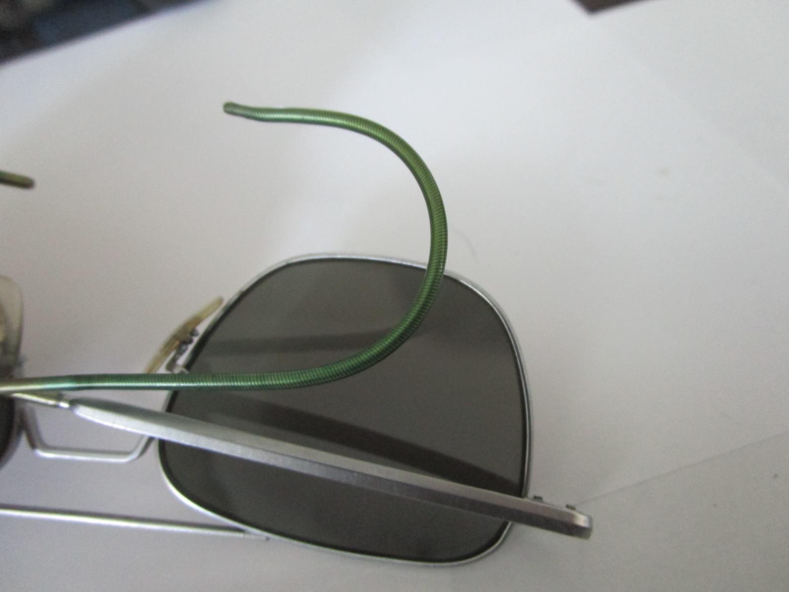 VINTAGE RANDOLPH ENGINEERING PILOT SUNGLASSES - image 4