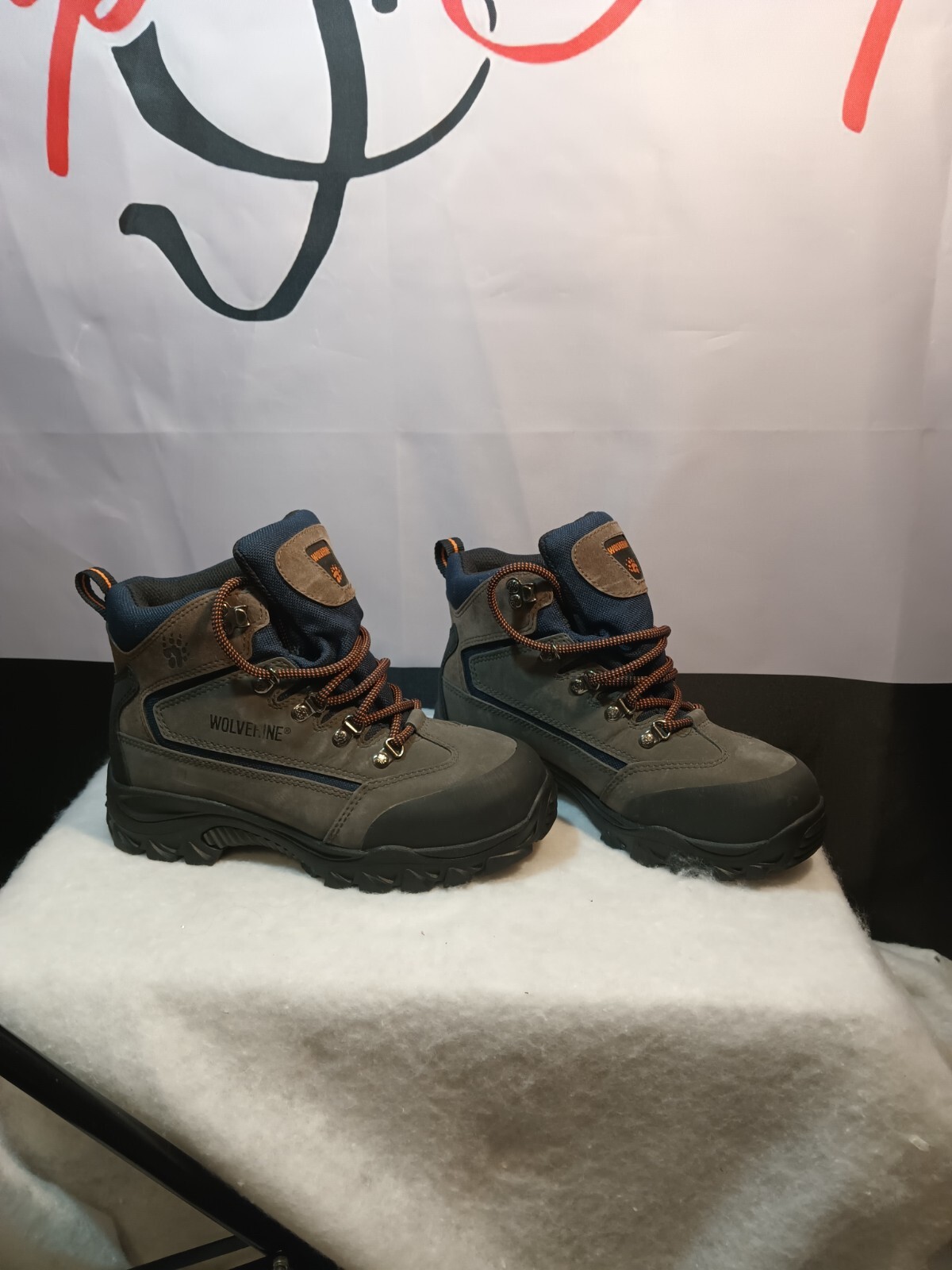 Wolverine Mens Spencer Waterproof Leather Hiking Boots Size 7M Durable Comfort