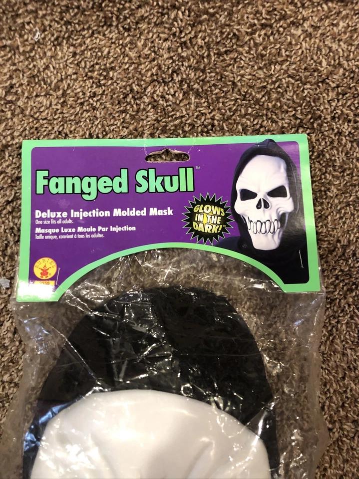 Rubie’s 3358 Ages 14+ Overhead Costume Fanged Skull Mask NEW! - Image 2 of 4