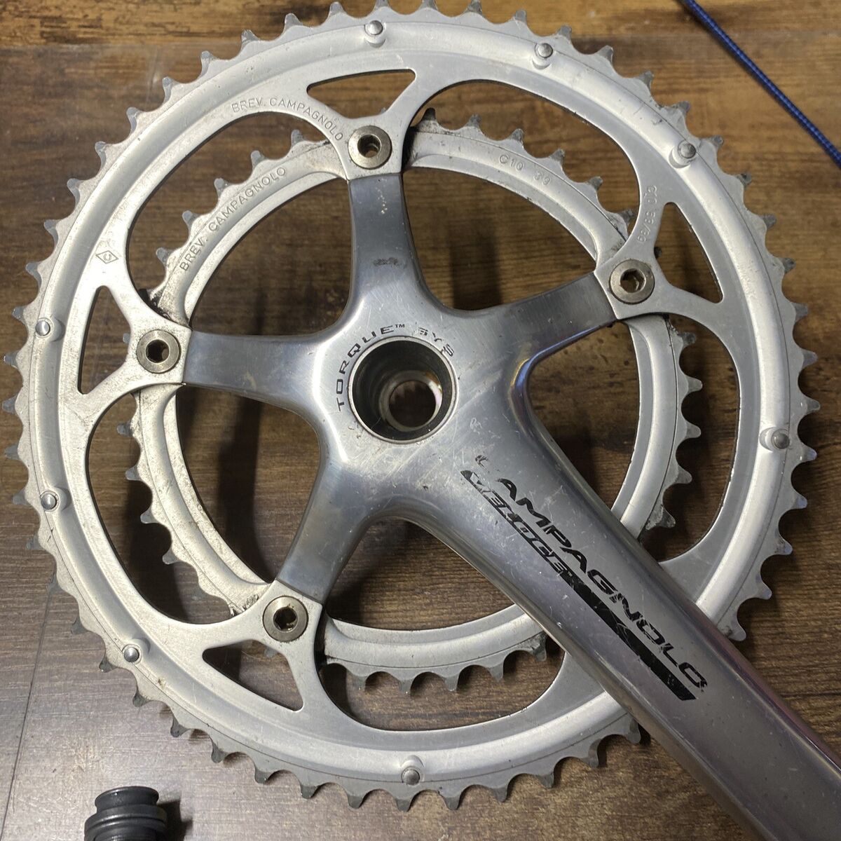 Campagnolo Veloce Ultra Torque 10 Speed Crank Set 172.5 53 Campagnolo Veloce Ultra Torque 10 Speed Crank Set 172.5 53