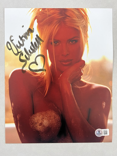 Victoria Silvstedt Autogramm signed 8x10 Foto Beckett BAS COA Sexy Hot Model