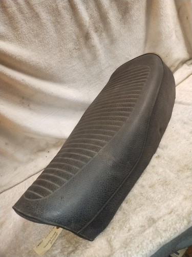 Yamaha RD250 RD350 Complete Seat OEM Pan Foam Cover - Picture 4 of 18