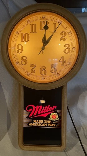 Vintage 1986 Miller Beer Made The American Way Lighted Beer CLOCK / SIGN