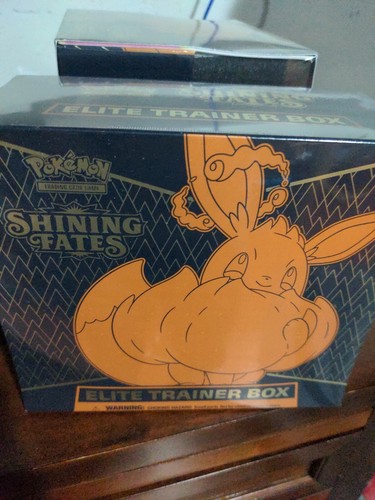 Sofort versandfertig! Pokemon Shining Fates Elite Trainer Box Factory Sealed  - Bild 1 von 2