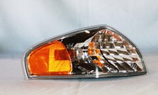 Turn Signal & Sidemarker Light Assy  TYC  18-5699-00