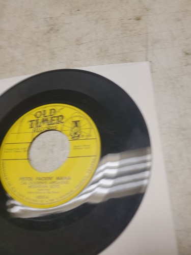 Cal Golden's Arkansas Mountain Boys Pistol Packin' Mama Spanish Cavalero 45 rpm - Picture 3 of 6