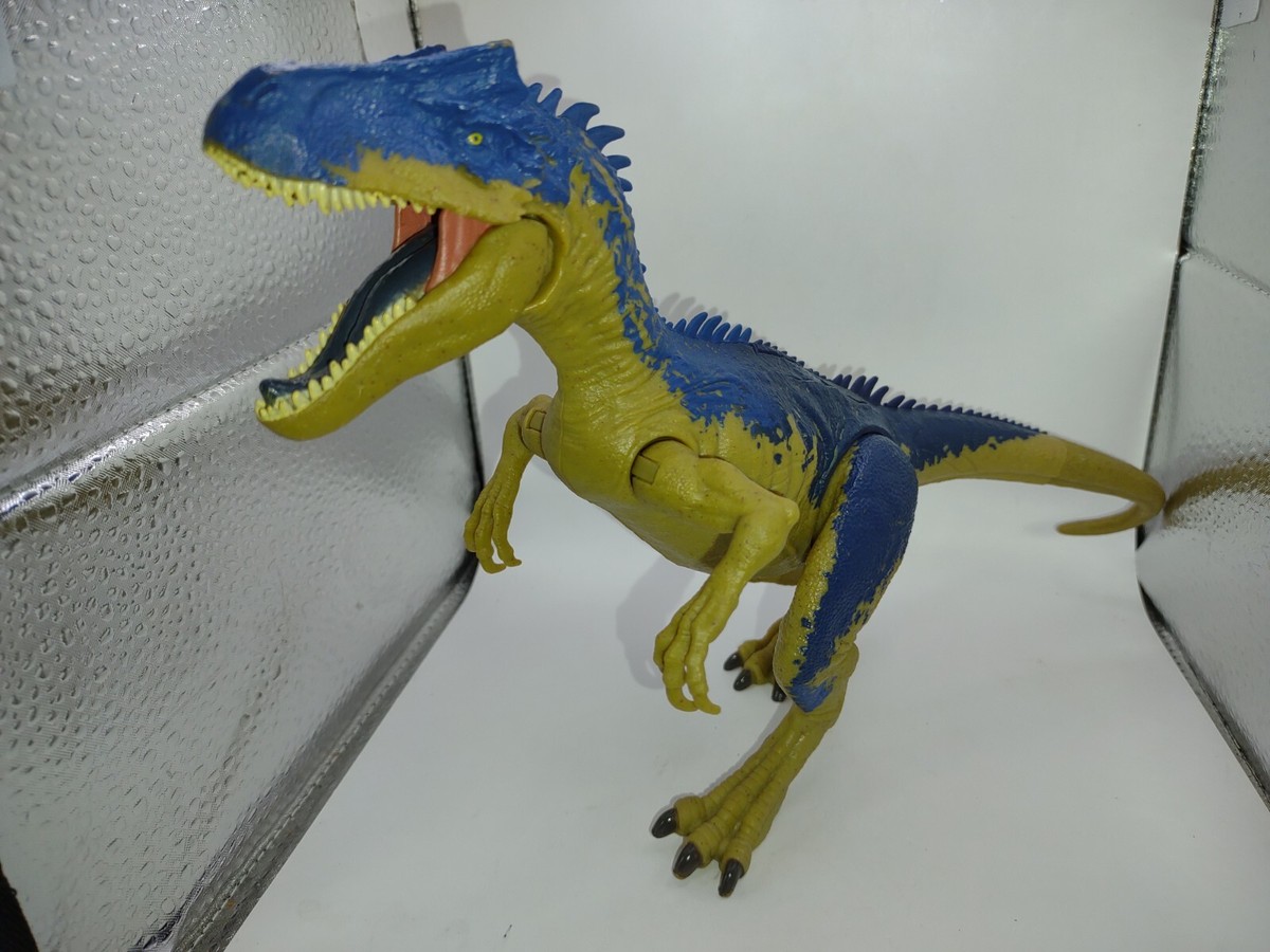 Jurassic World Dino Rivals Dual Attack Battle at Big Rock