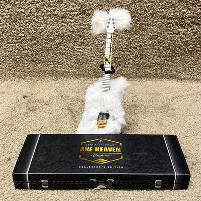 Axe Heaven BG-321 ZZ Top Billy Gibbons Gibson Explorer Mini Guitar w/ Stand A