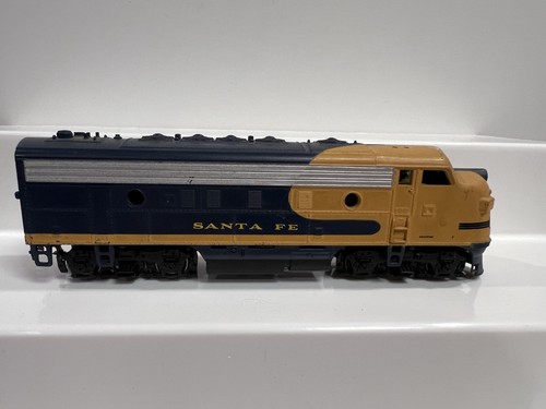 Santa Fe F7A #228C Athearn HO Locomotive Not Running Parts/Restoration ...