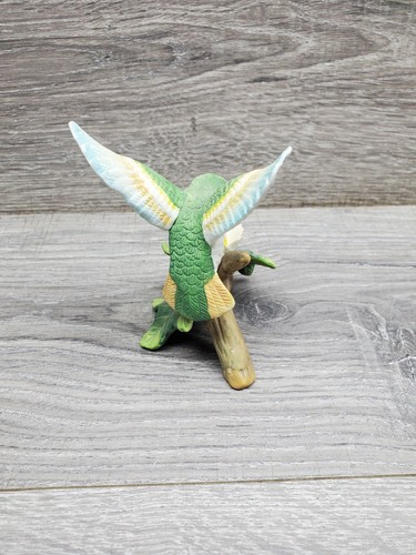 Hummingbird Figurine - Picture 5 of 7
