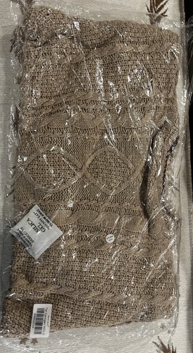 TAYLOR SWIFT Holiday The "Cardigan" - Beige Limited Edition Taylor’s Version M/L - Picture 5 of 7