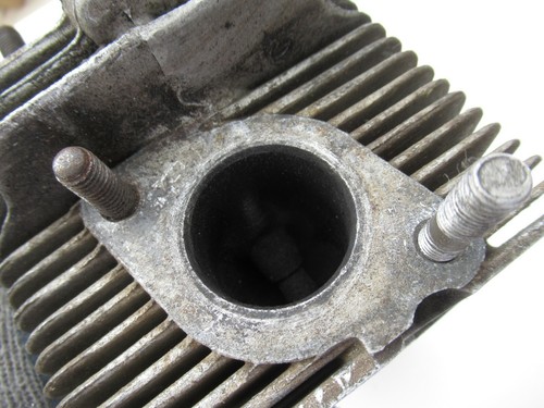 Porsche 911 MFI Cylinder Head 9111043020R K1819h date stamped 5/72 - Picture 8 of 9