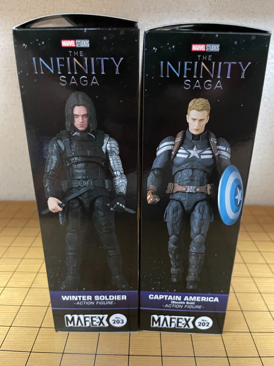 MAFEX 203 Winter Soldier & 202 Captain America Medicom Toy
