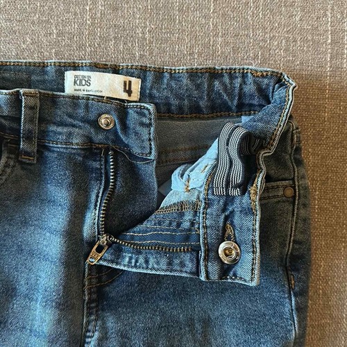 Cotton On Kids Boys Distressed Stretchy Skinny Jeans Size 4 - Picture 7 of 9