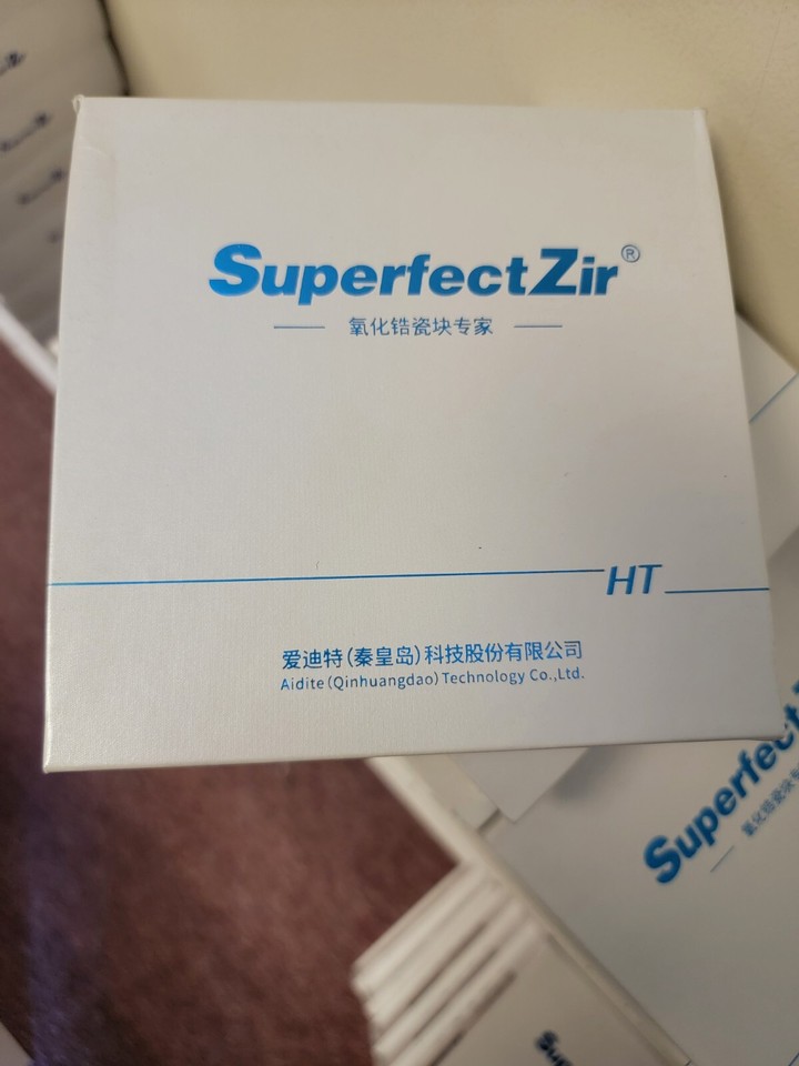 Dental Laboratory Zirconia Pucks Discs Superfect Zir SHTW , D SHAPE