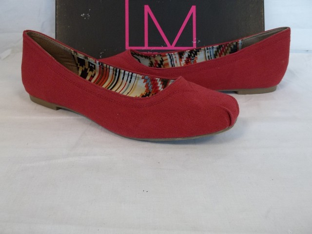 macys womens red shoes