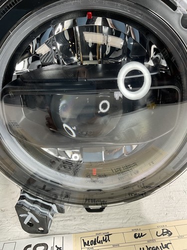 2023 2024 JEEP WRANGLER GLADIATOR LED HEADLIGHT LAMP PAIR OEM - Picture 5 of 12