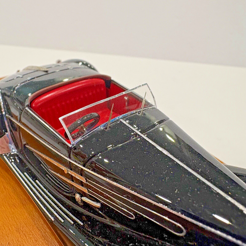 1939 Bugatti 57C Cabrolet Van Vooren Model Car #68/300 Model Car by Heco Models- - Picture 9 of 17