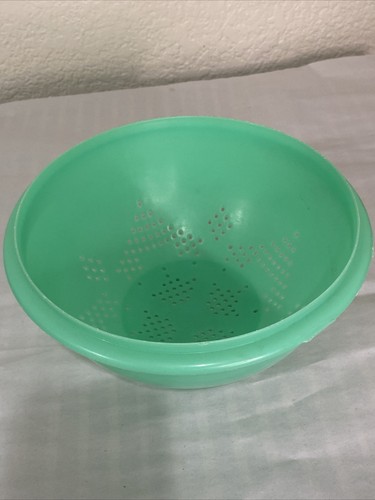 Vintage Tupperware #339-3 Jadeite Green Colander Strainer Footed Bowl 10"x5" - Picture 14 of 14