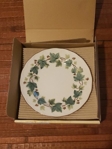 Nikko Casual Living Greenwood 6 1/4" Plato de Pan Hiedra Fruta Baya Lote de 4 Nuevo - Imagen 6 de 9