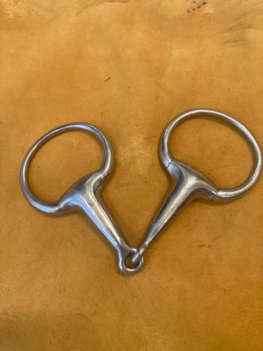 Snaffle articulado liso de 5" (Ak-a)