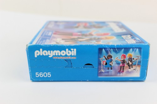 Nuovo PLAYMOBIL City Life 5605 musicisti rock star chitarre cantante band set 22 pezzi - Foto 3 di 8
