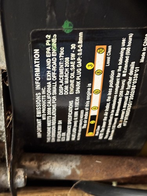 #ad Tecumseh 5.0 HP Engine Snow Blower Engine runs needs carb cleaned $55.00