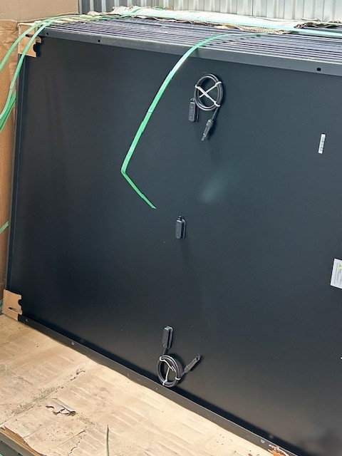 Alexus Solar 400W Black Mono Solar Panel NEW PANELS (LOCAL PICK-UP NO SHIPPING)