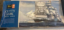 1969 REVELL CUTTY SARK with SAILS Model Military Ship KIT #4703