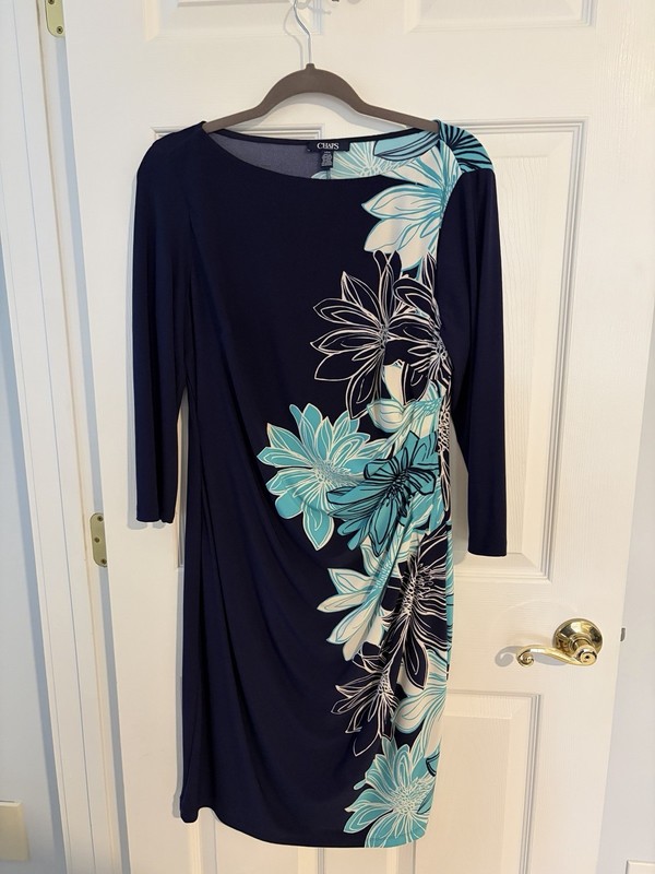Chaps Floral Ruched Sheath Dress Size Large Machine Washable Mint Condition