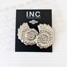 I.N.C. International Concepts Silver Shell St...