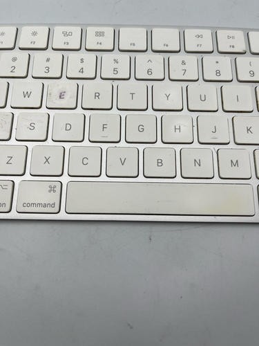 Apple Model A1644 Magic Keyboard Akumulator Klawiatura bezprzewodowa Srebrna - Zdjęcie 3 z 7