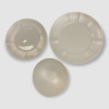 Neiman Marcus White Pearl Dinnerware By-Hand Plate Service 10-Piece Set