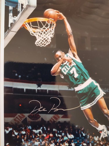 DEE BROWN SIGNED BOSTON CELTICS DUNK CONTEST 8X10 PHOTO AUTO - Picture 2 of 3