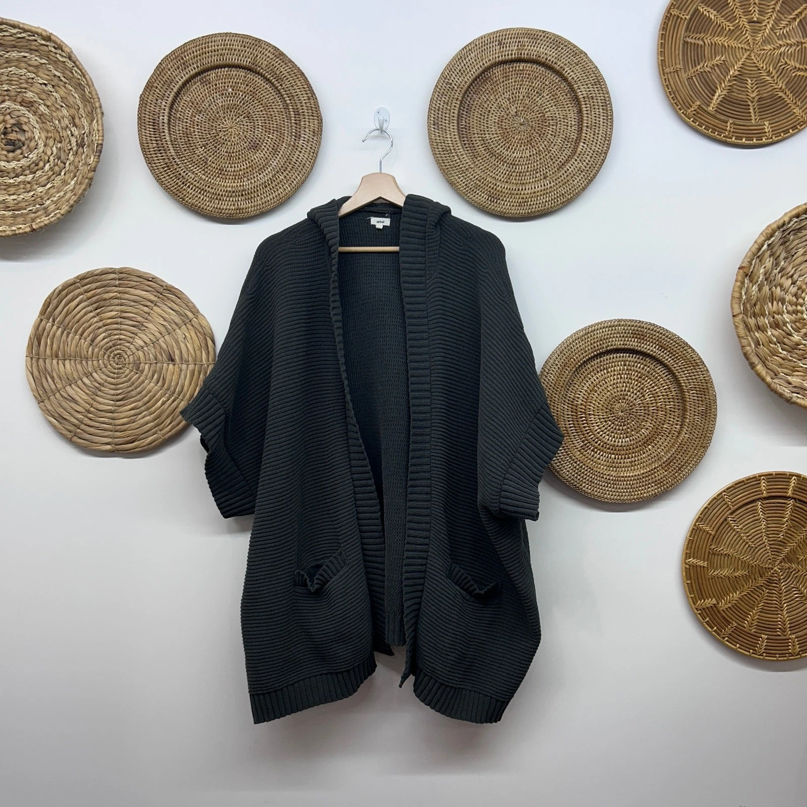 Aerie Poncho Cardigan Sweater Medium Gray Oversized Cozy Hooded Pockets