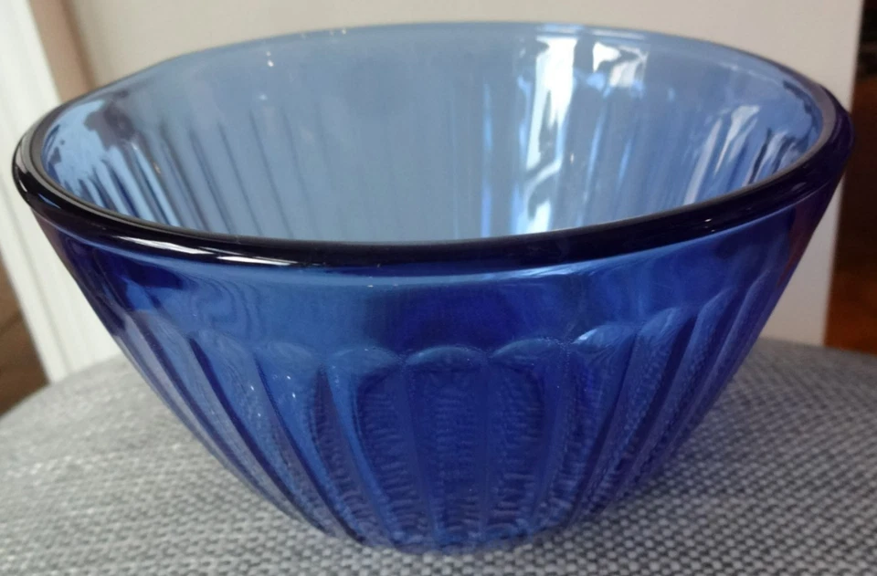 Pyrex 1 Ribbed Cobalt Blue Glass Mixing Serving Bowl 3 Cup 7401-S - Image 2 of 4