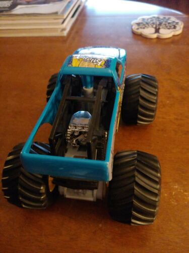 Hot Wheels Monster Jam Big Kahuna 1:24 Scale Good Condition