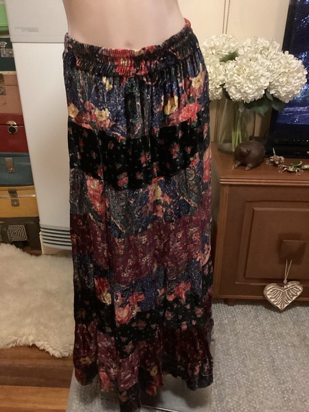Beautiful ETHNIQUE velveteen Patchwork Maxi Skirt Elastic Waist Size M