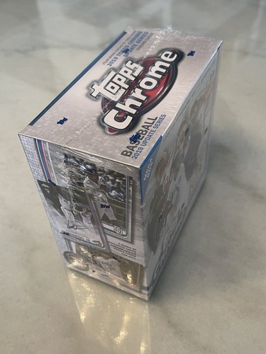 2019 Topps Chrome Update Series Baseball Mega Box Factory Sealed - Picture 4 of 4