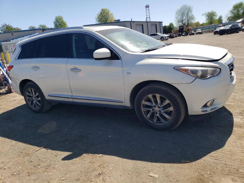 Guardabarros delantero derecho usado se adapta a: Infiniti QX60 2015 delantero derecho grado C Foto 4 de 4