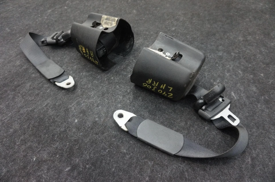 Juego de cinturón de seguridad trasero izquierdo derecho OEM 5KK701X9AA Jeep Wrangler Rubicon TJ 2003-06 Foto 3 de 4