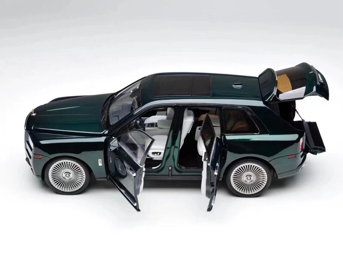 特価 1/18 ロールスロイス カリナン Rolls Royce グリーン 1/18 Rolls Royce Cullinan limited edition Green Diecast