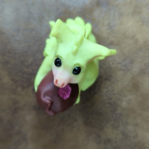 Whimsical World of Pocket Dragons Want a Bite? Real Musgrave 2006 Figure - Picture 6 of 6